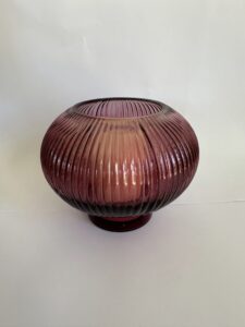 petit vase rose à louer aix